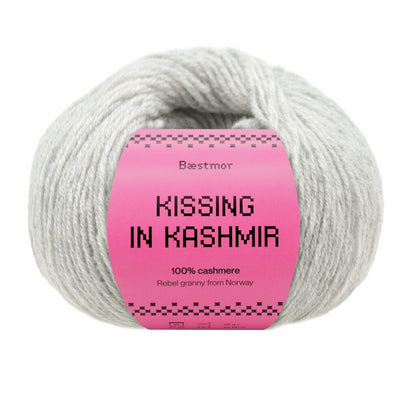 Kissing in Kashmir